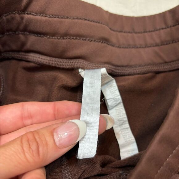 Ladies Fabletics Brand Brown Pull On High Rise Joggers Size Medium‎ - Picture 9 of 11